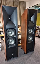 JBL Studio 590