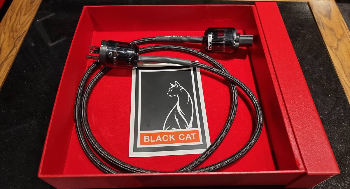 Black Cat Lupo III/Silverwolf power cord 1.5m