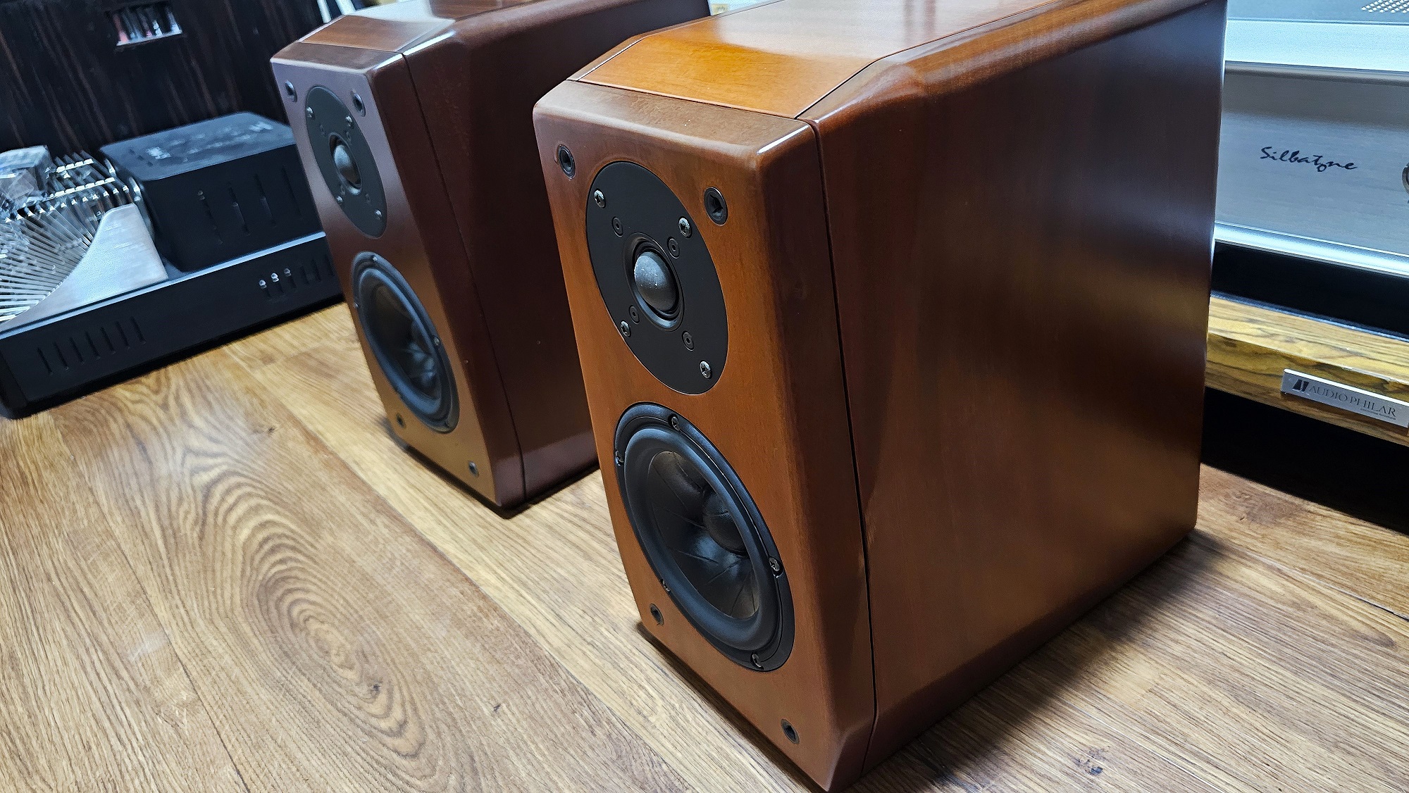 Opera Callas Bookshelf Speakers