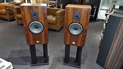 Audio Note AN-J/LX with matching stands
