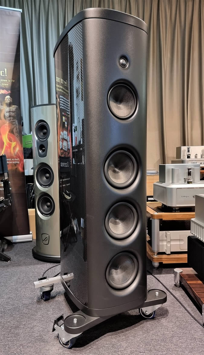 Magico M3 with optional MPod footers