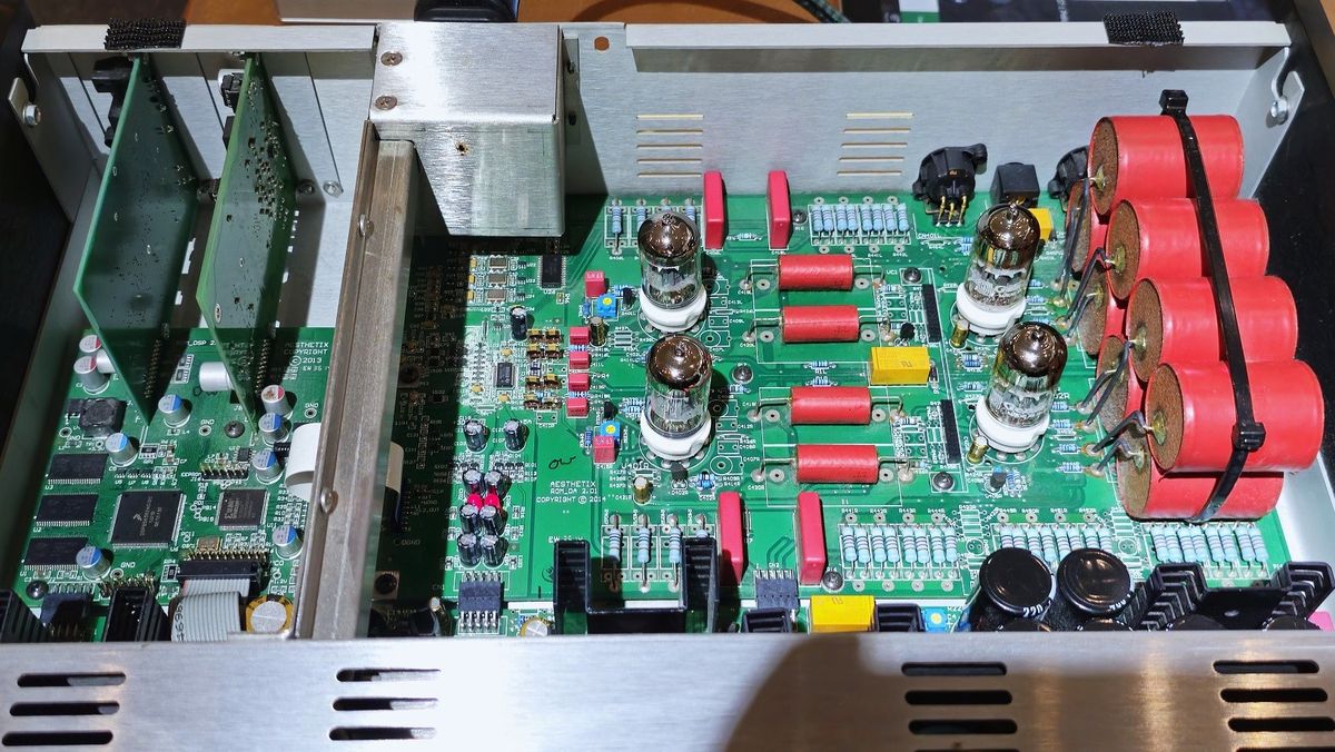 Aesthetix Pandora Signature