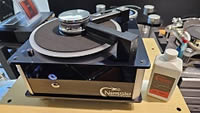 KRONOS Pro Turntable with SCPS PSU
