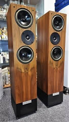 Living Voice IBX-R2 speakers