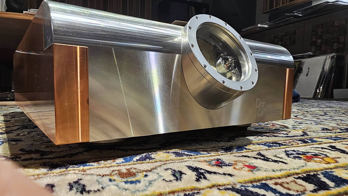 D Agostino Momentum S200 Stereo Power Amplifier