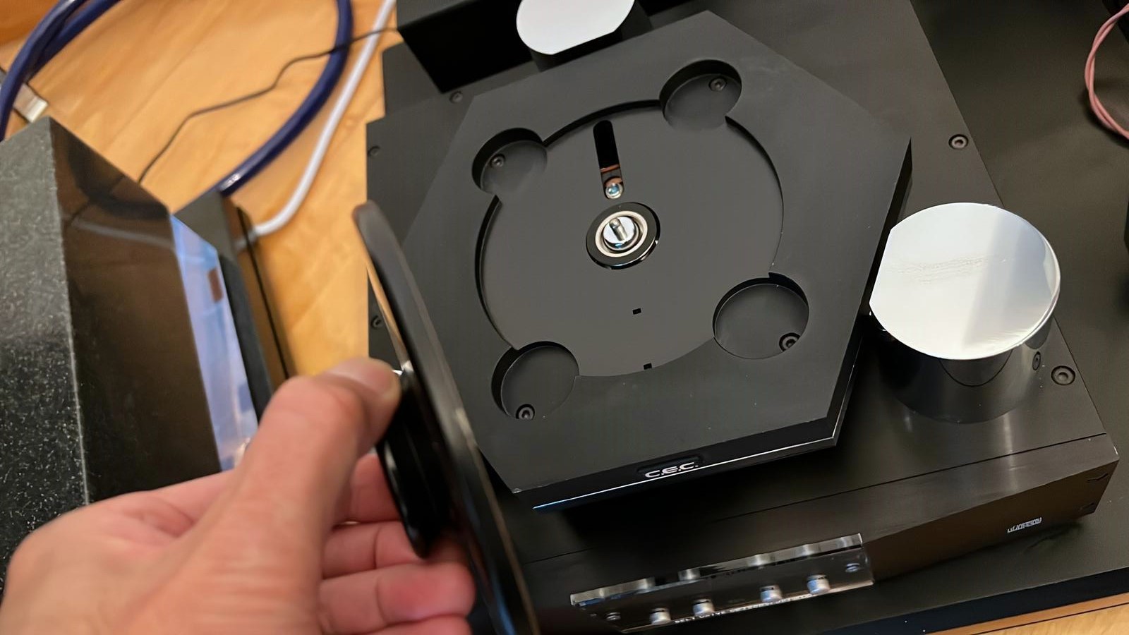 CEC TL-0 CD Transport