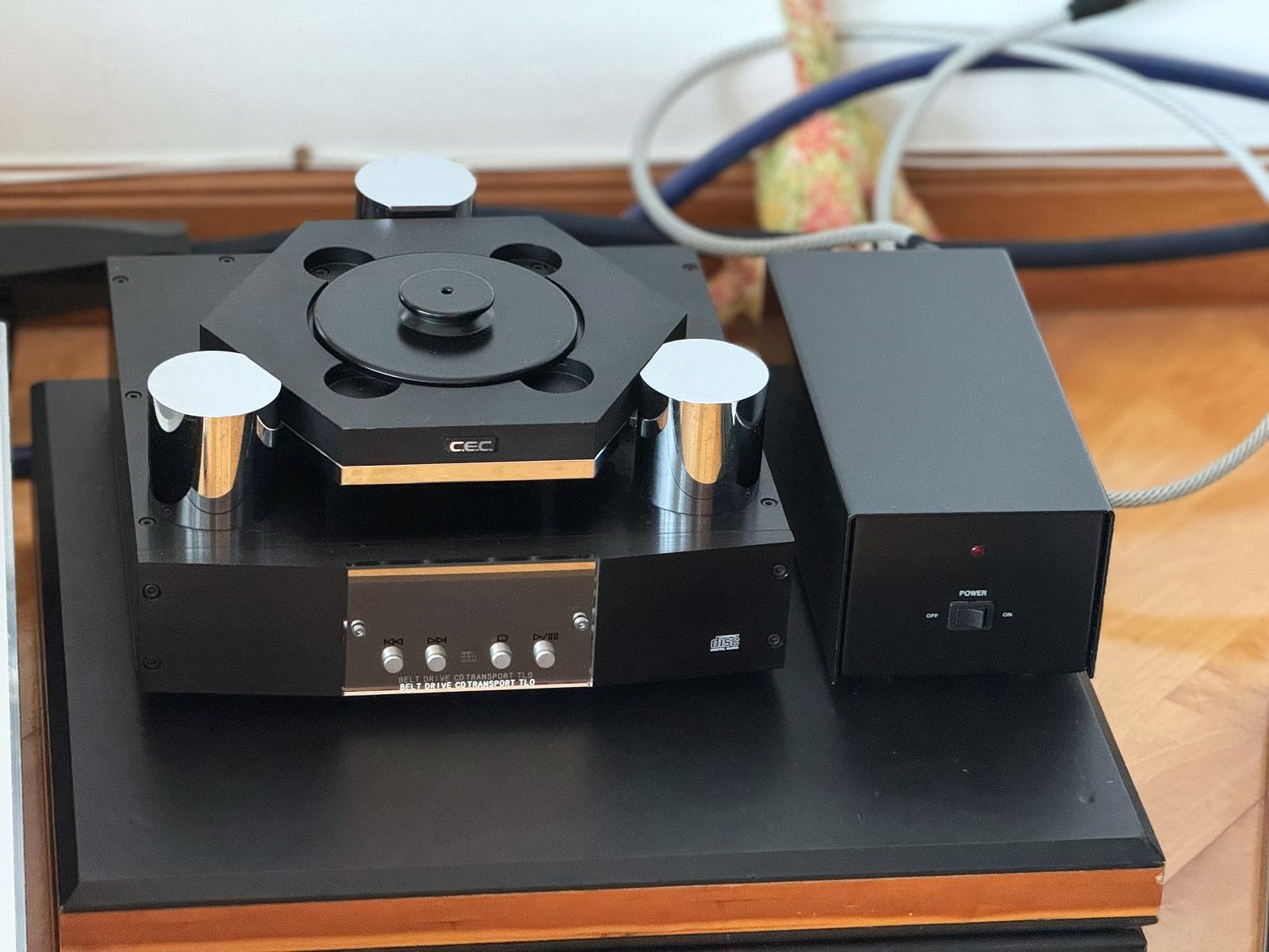 CEC TL-0 CD Transport